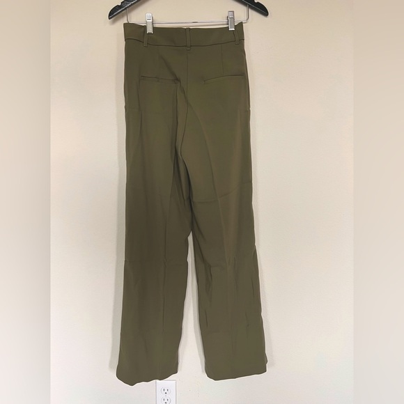 NEW Quince Stretch Crepe Pleated Wide Leg Pant in olive - size small​​​​ - Picture 10 of 11